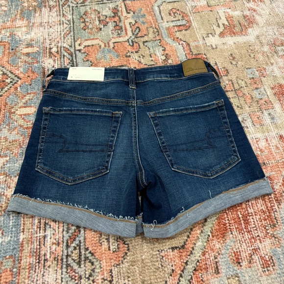 Women’s American Eagle Jean Shorts, NWT, Size 6, Midi, Super Stretch - Picture 2 of 7